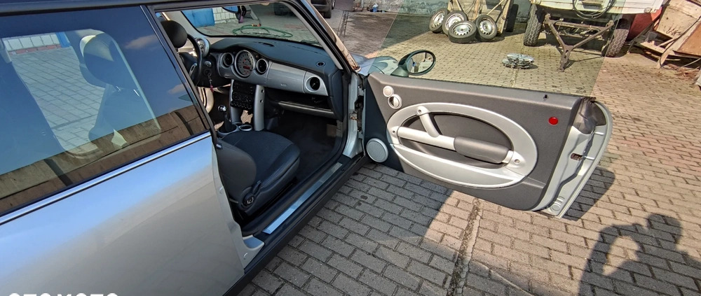 MINI Cooper cena 11000 przebieg: 288752, rok produkcji 2001 z Kluczbork małe 631